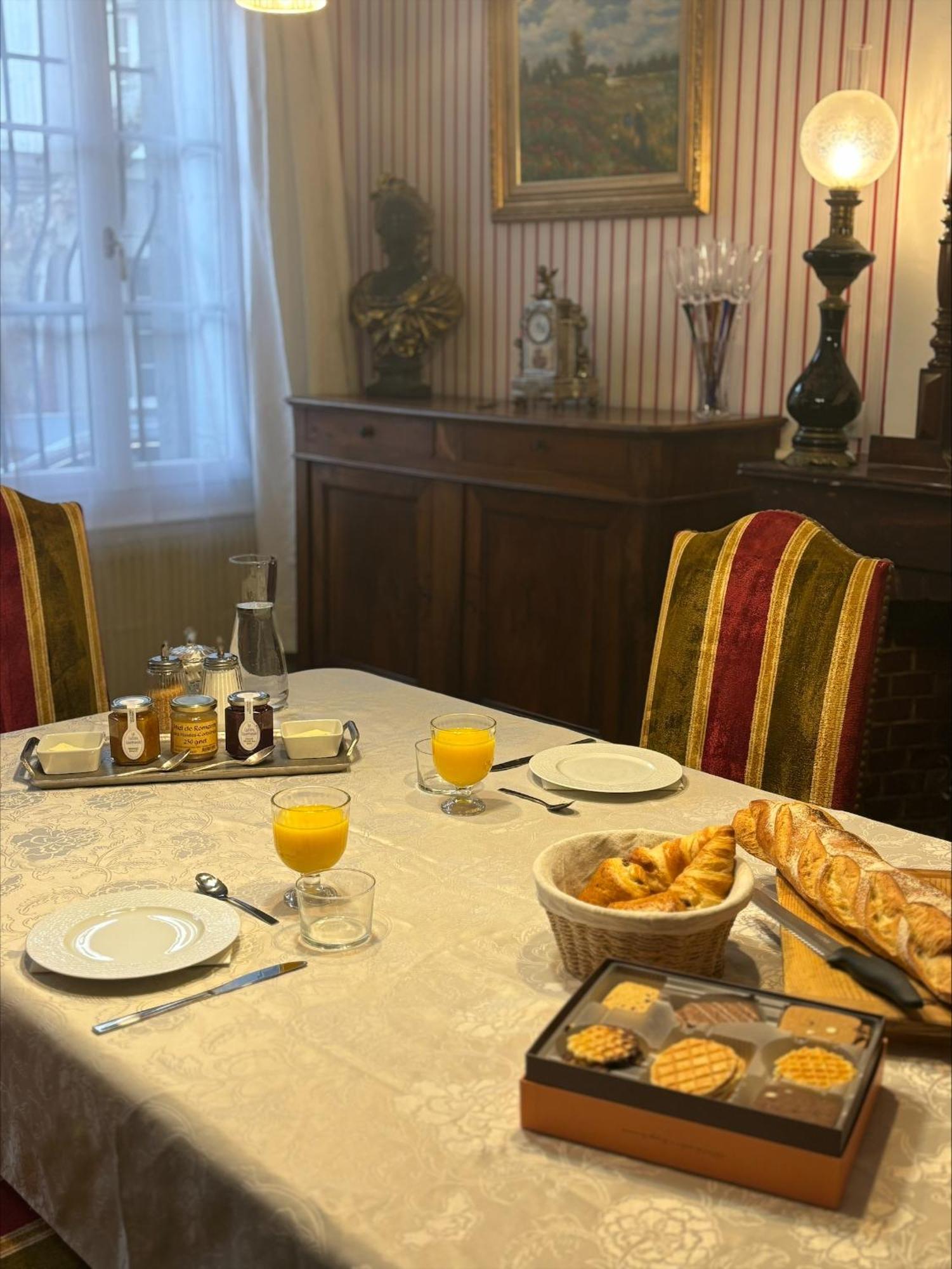 Maison Riquet Кастелнодари Екстериор снимка